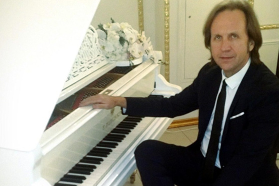 Олег Попков, автор песни «Губки бантиком»