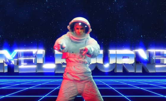 кадр из клипа «Неземная»